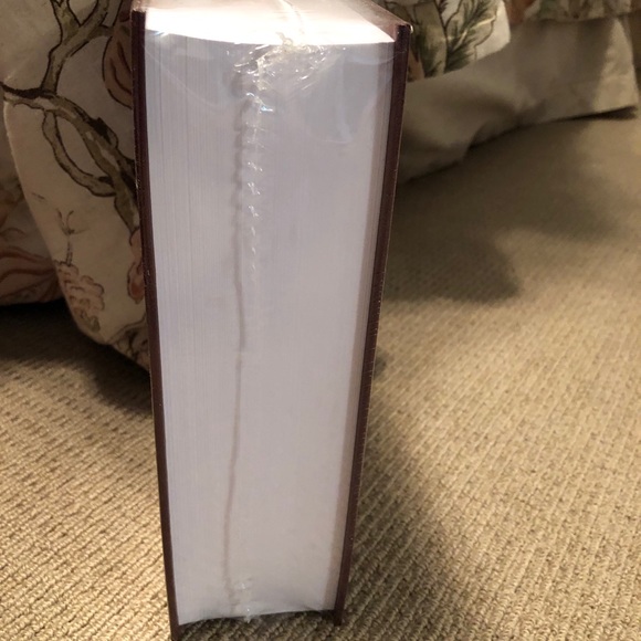 Hive and Honey Bee (1992) Sealed Hardcover Book - Picture 3 of 6